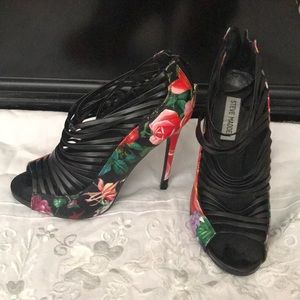 Steve Madden floral high heels